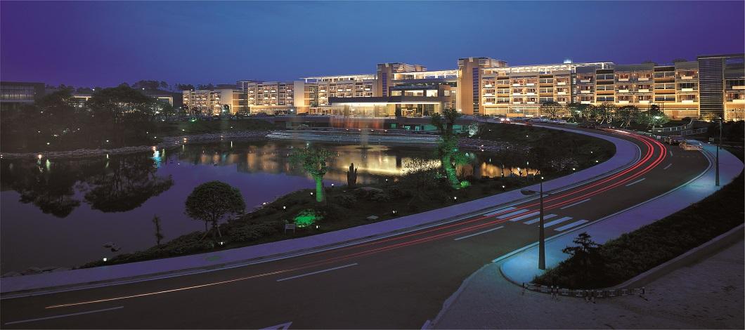 公司承建的湖南出版科技園-科技文化活動中心賓館工程（普瑞溫泉酒店）榮獲兩項（土建、安裝）中國建設工程魯班獎